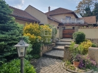 For sale family house Diósd, 286m2