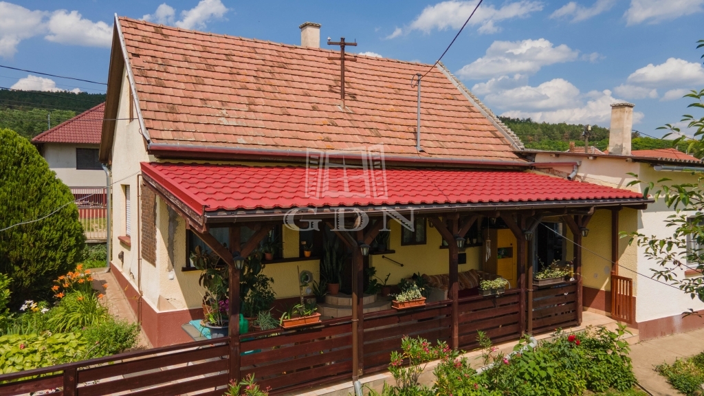 For sale Váchartyán Family House